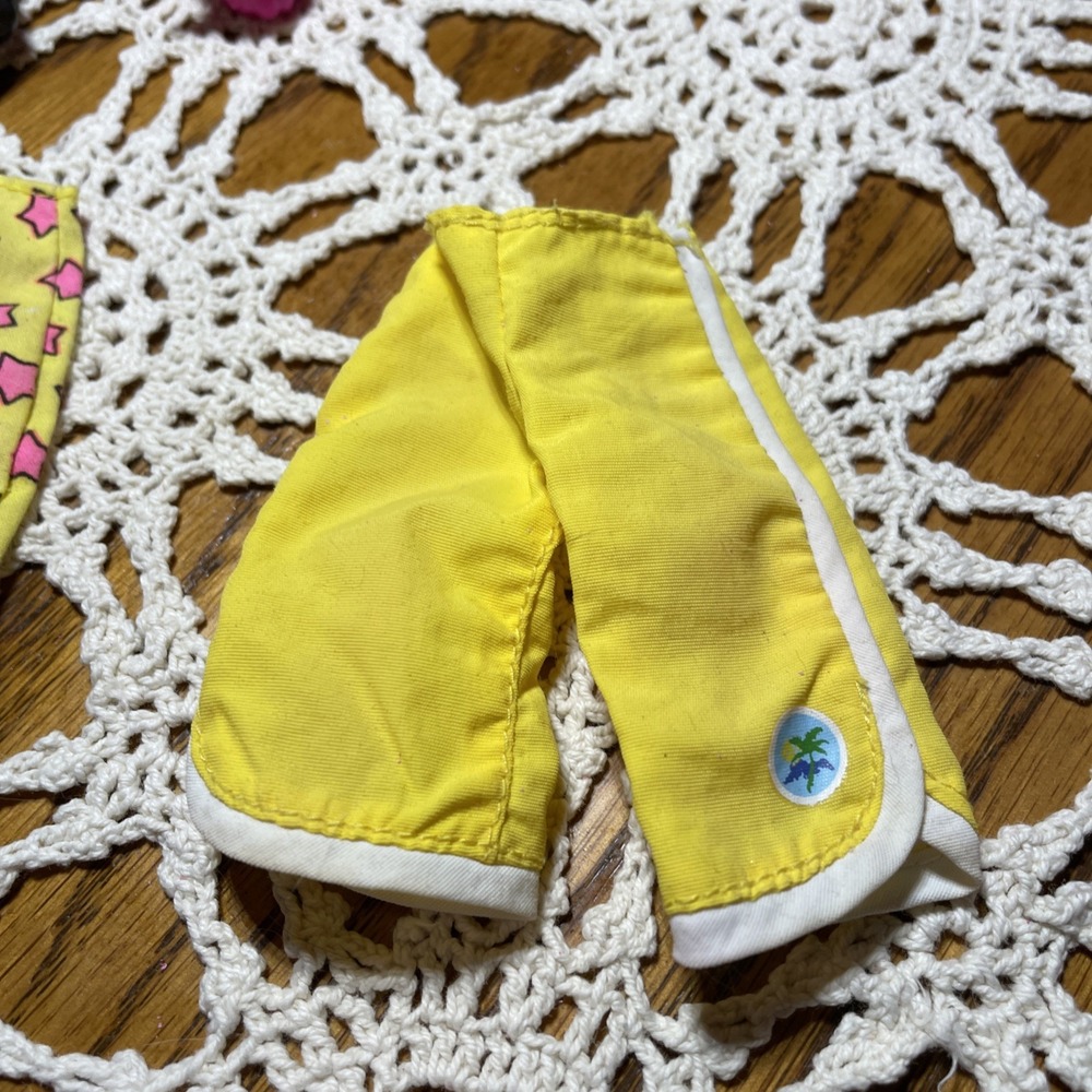 2007 Disney Hannah Montana Fashion Doll Lilly's Yellow Summer Shorts.